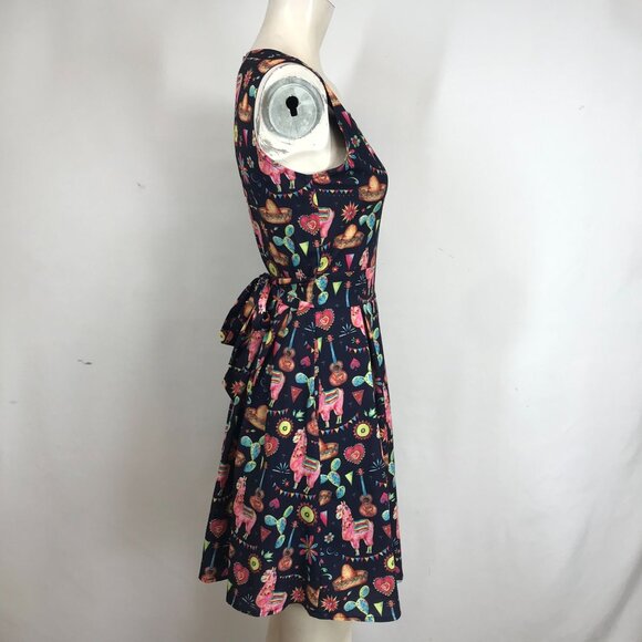 DOLLZ & DAMES- WOMEN SMALL ~ NAVY WESTERN LLAMA CACTUS PLEATED RETRO DRESS - Picture 4 of 7